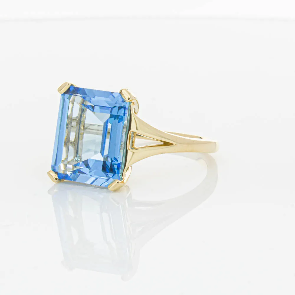 14ct Yellow Gold Blue Topaz Juliet Ring