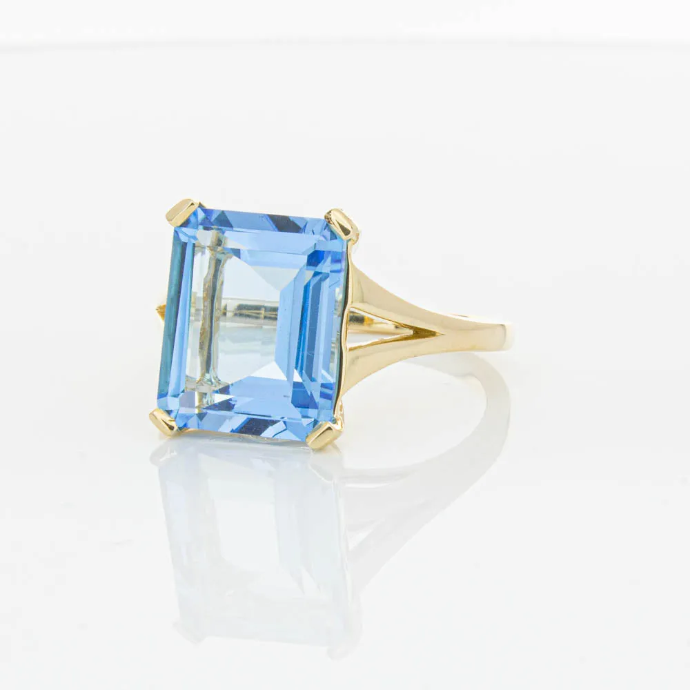 14ct Yellow Gold Blue Topaz Juliet Ring