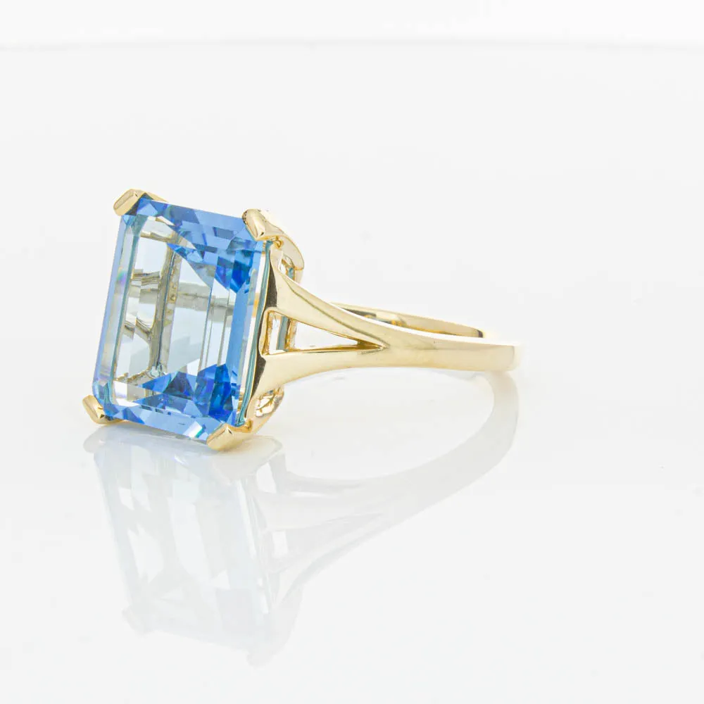 14ct Yellow Gold Blue Topaz Juliet Ring