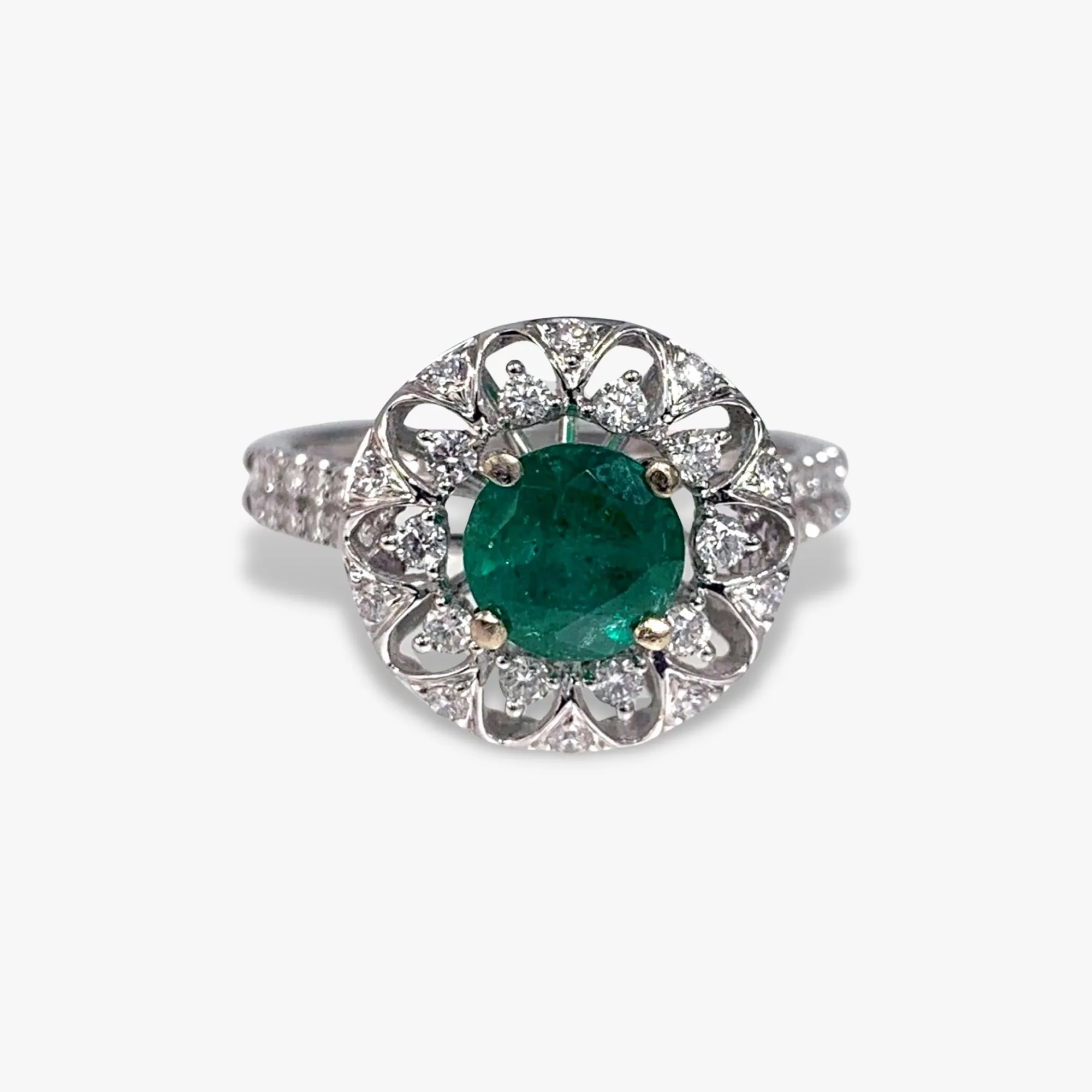 18k White Gold Round Emerald Diamond Floral Cocktail Ring