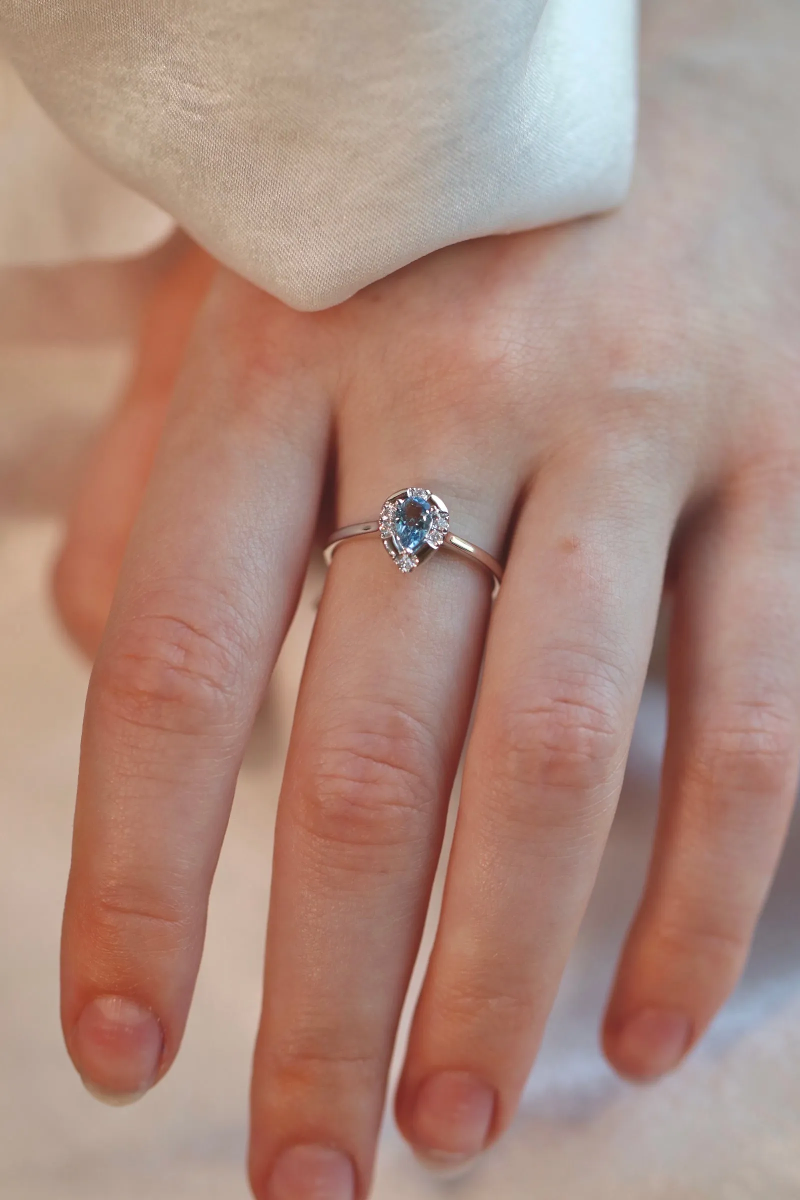 Aquamarine   Diamond Ring