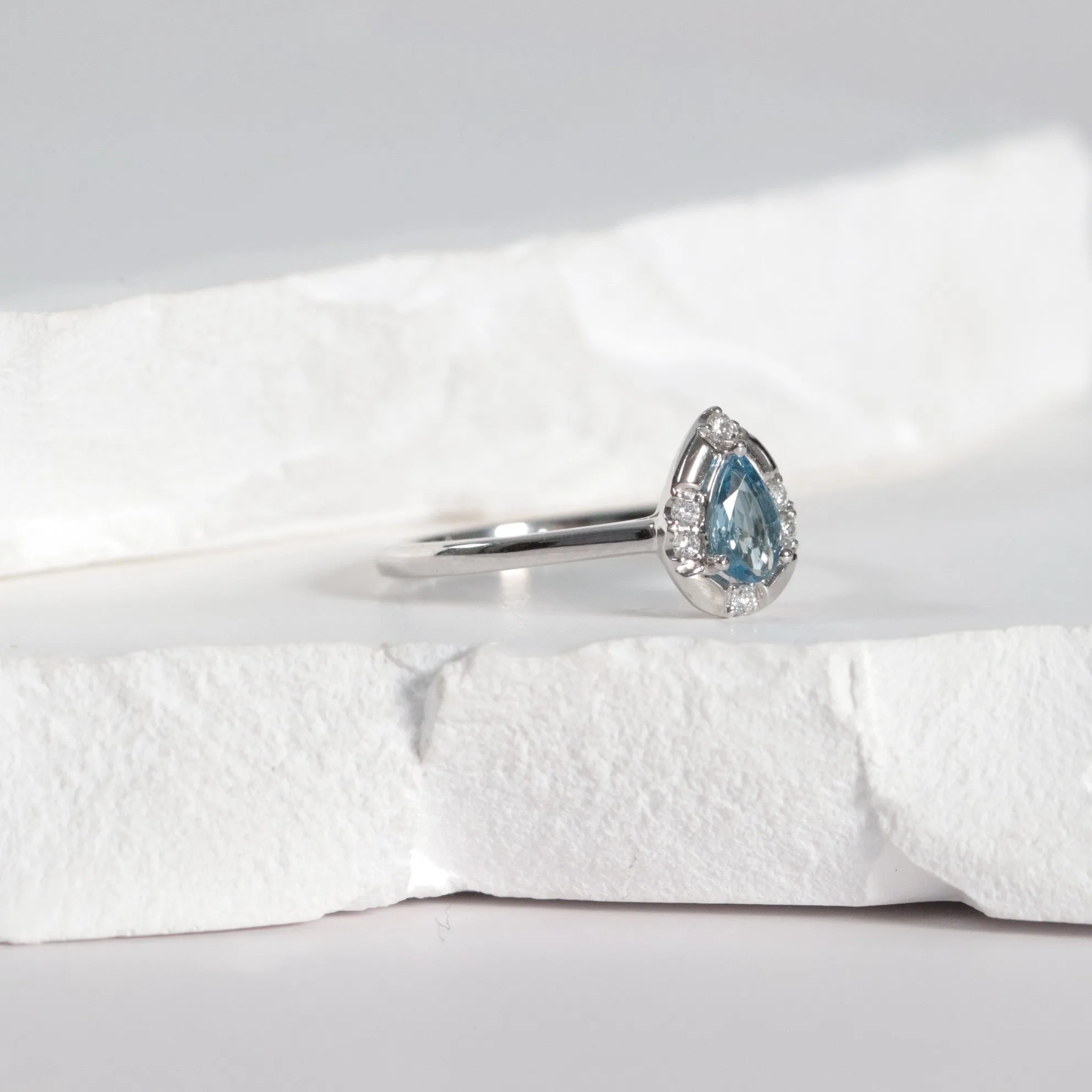Aquamarine   Diamond Ring