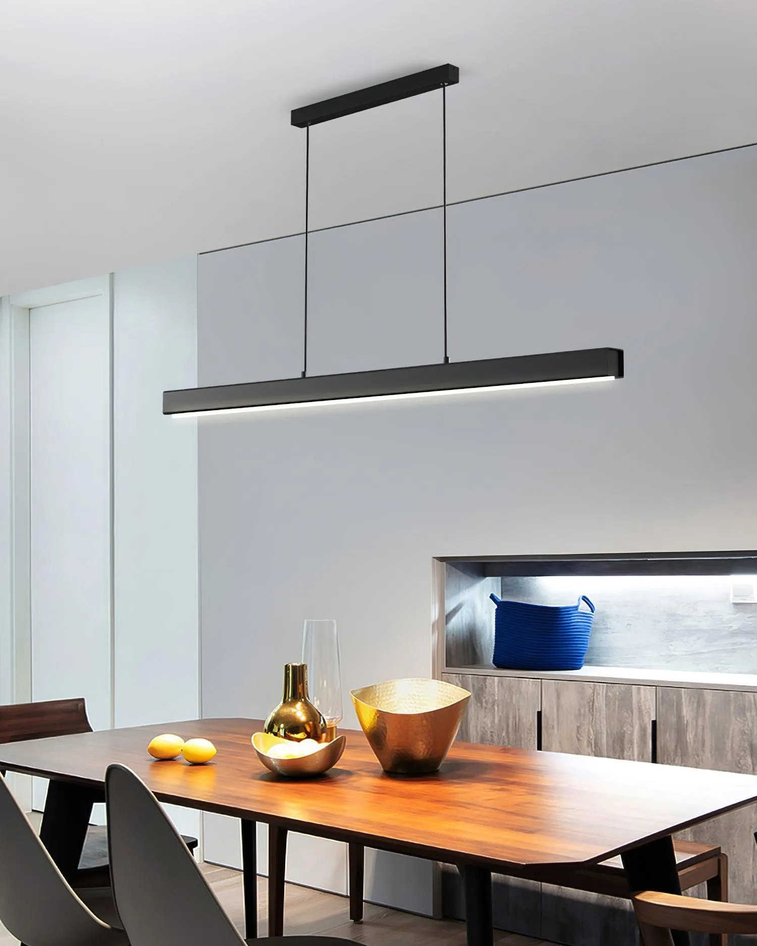 Black Linear Pendant Lamp