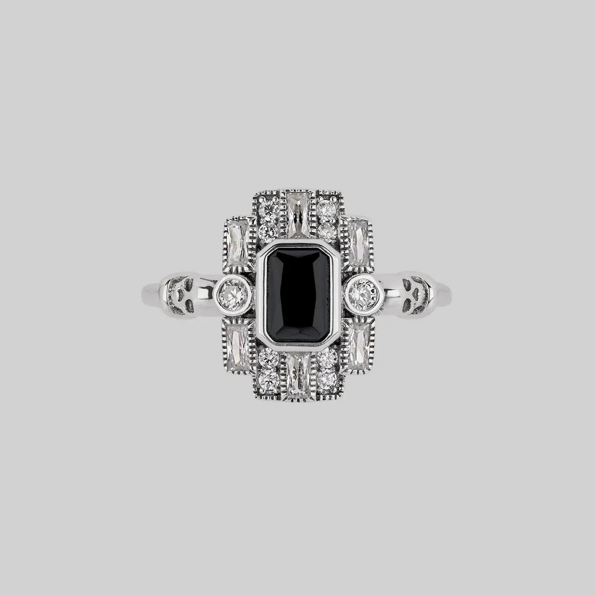 DECO. Skull & Black Spinel Cocktail Ring - Silver