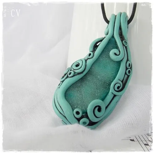 Elvish Druzy Agate Pendant Necklace
