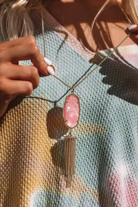 Kendra Scott Rayne Gold Long Pendant Necklace In Iridescent Coral Illusion