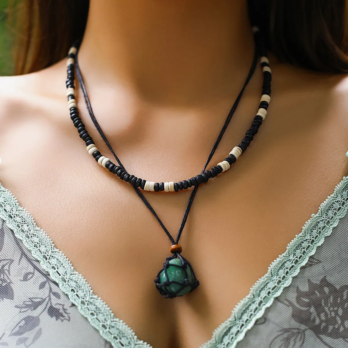New Chinese Turquoise Beaded Necklace with Butterfly Pendant