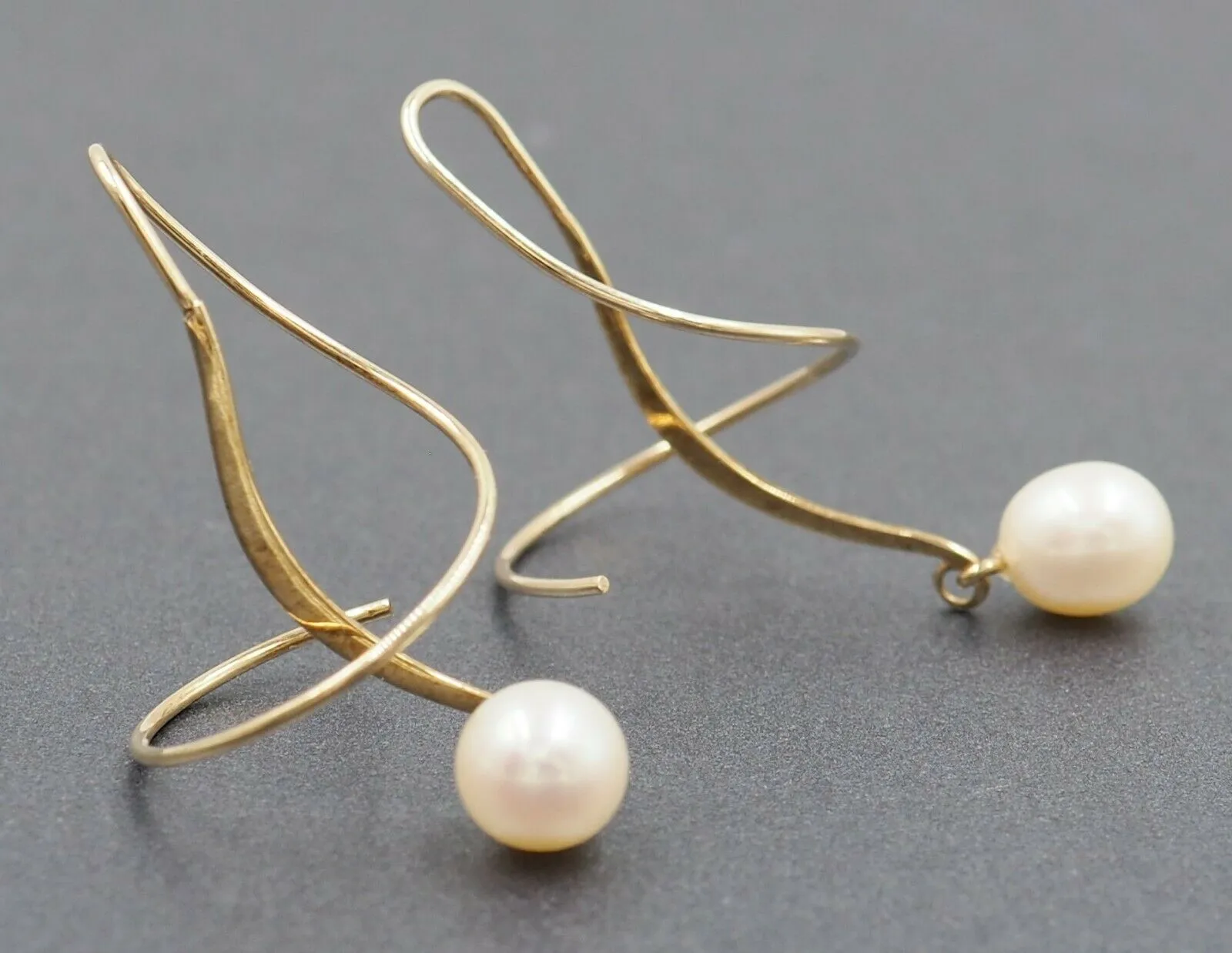 Pearl  9ct Yellow Gold Shepherd Hook Drop Earrings