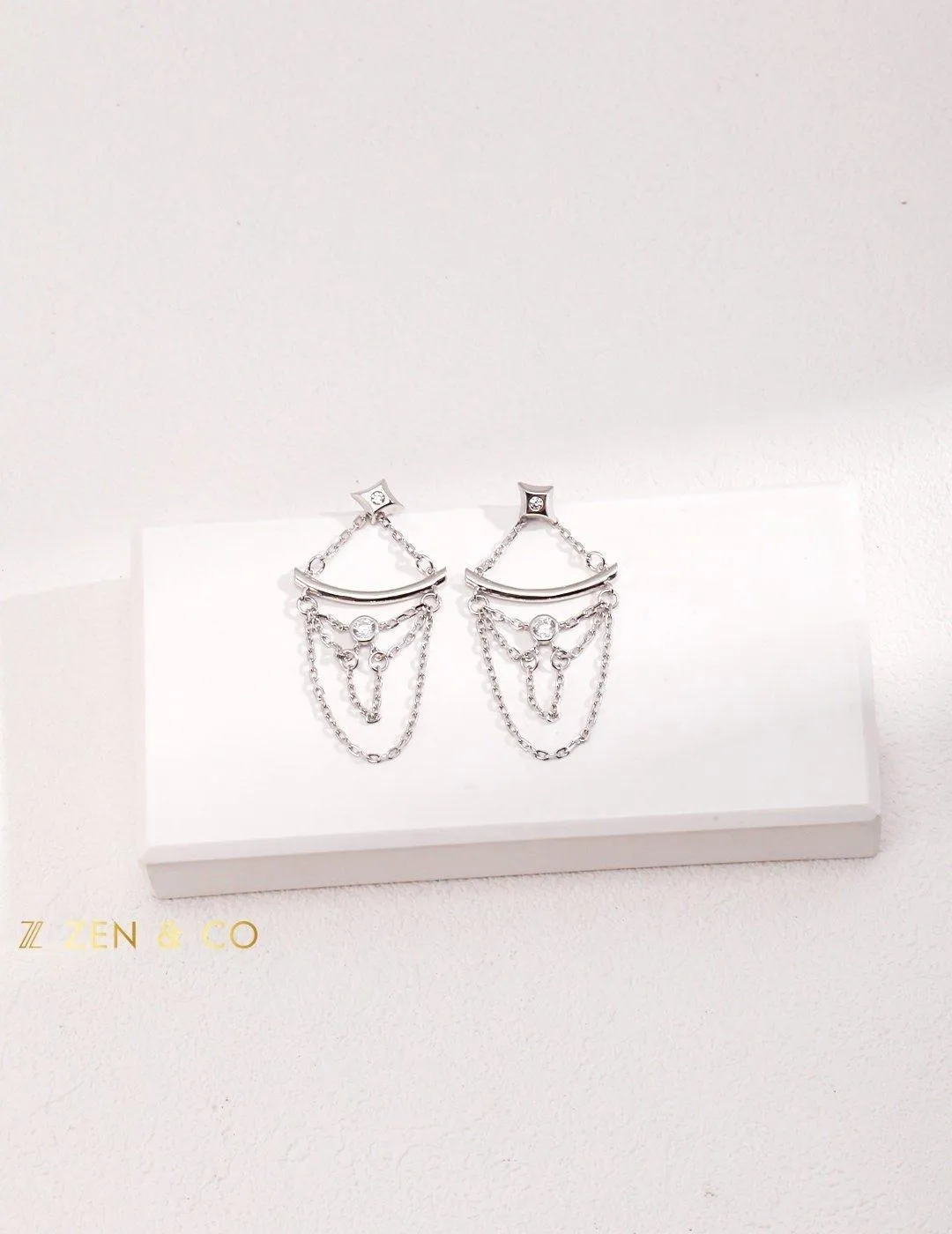 SERENA Statement Chandelier dangle earrings