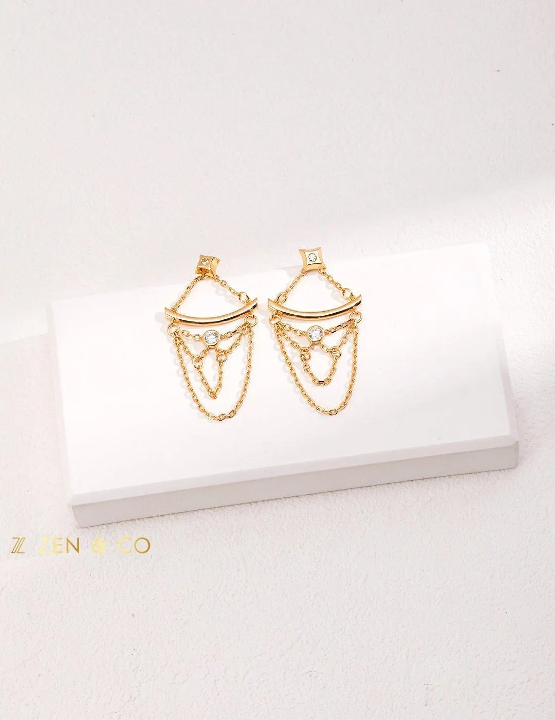 SERENA Statement Chandelier dangle earrings