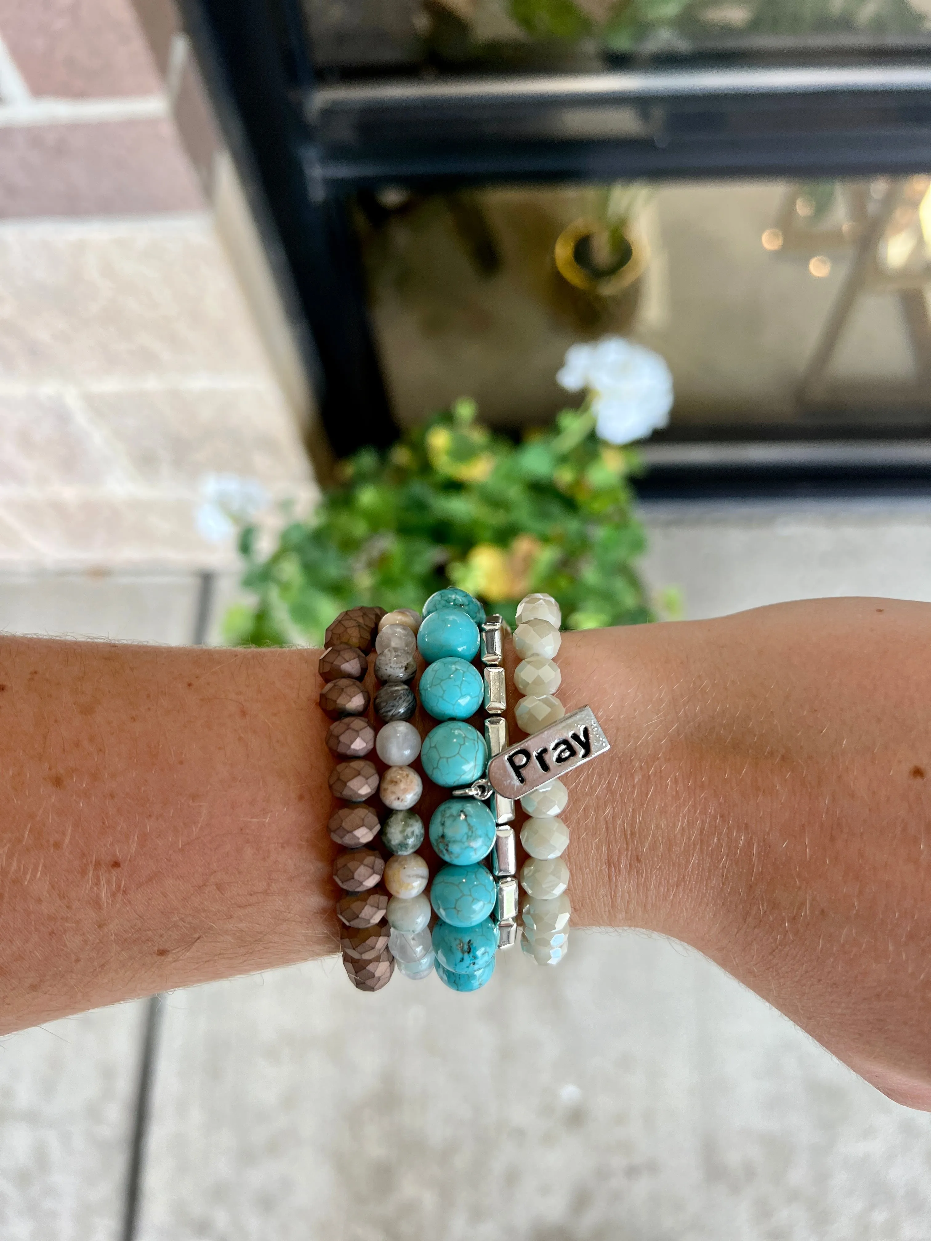 Turquoise Magnesite 10mm Bracelet