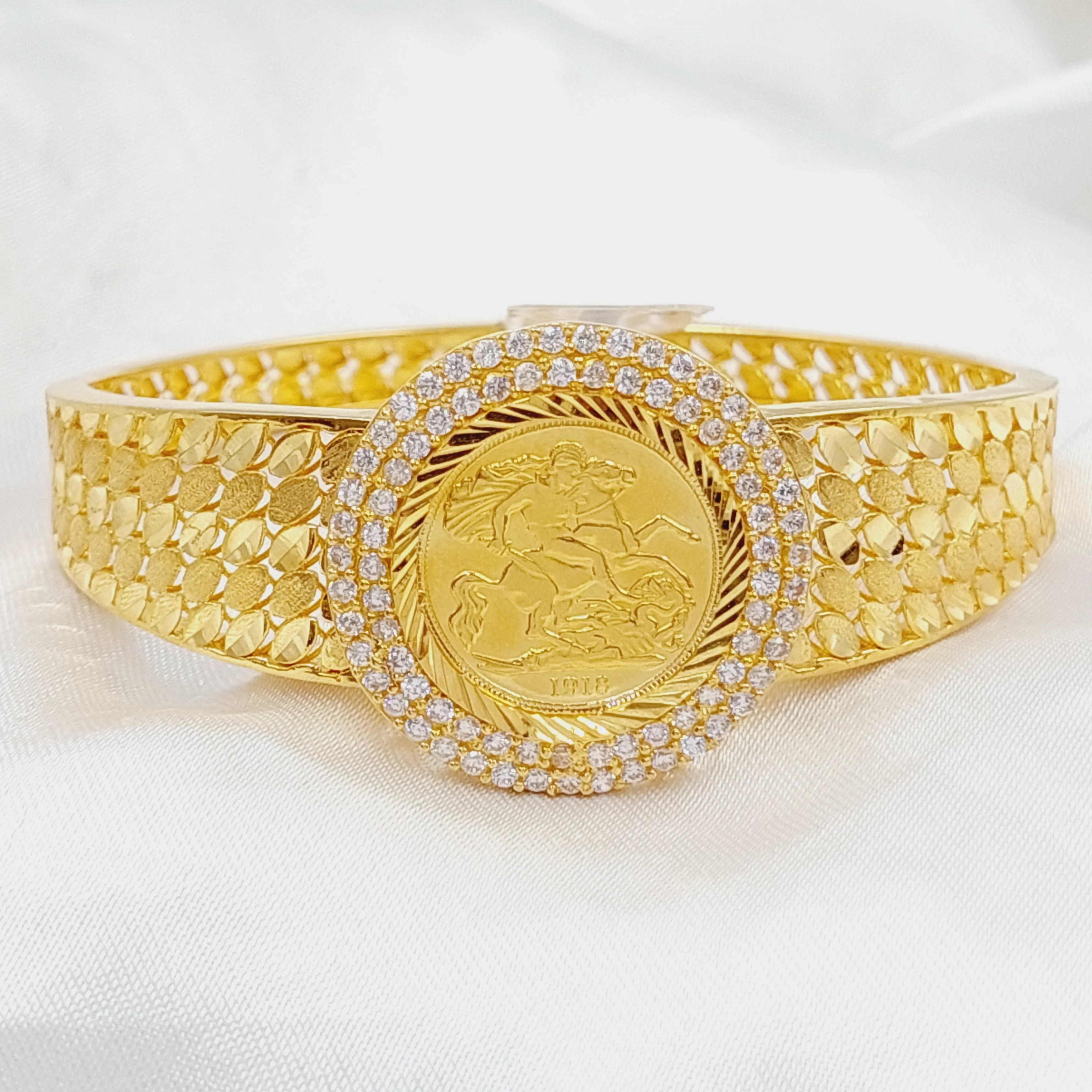 Zircon Studded English Lira Bangle Bracelet